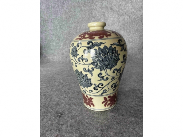 青花釉里红瓷器