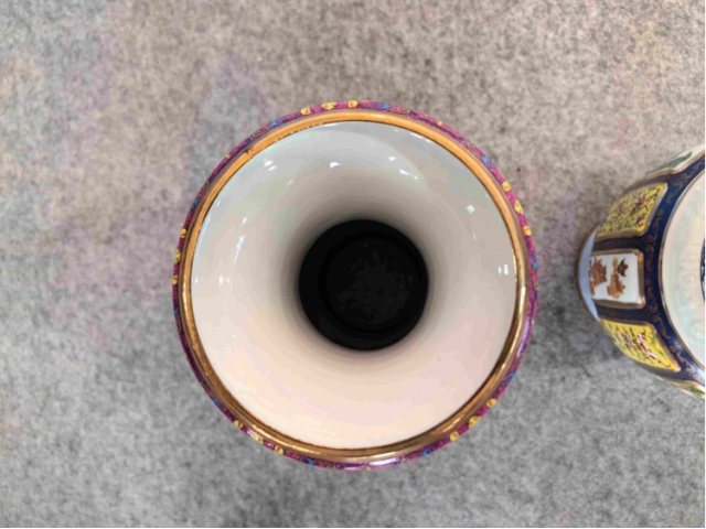 鎏金珐琅彩青花大瓶