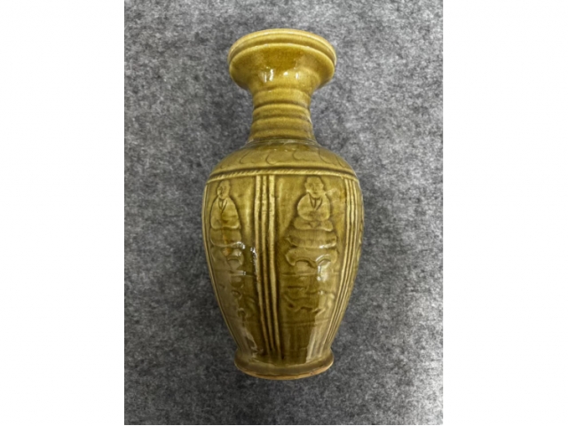 耀州窑青釉刻花瓶-古