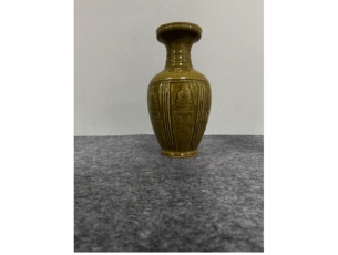 耀州窑青釉刻花瓶-古