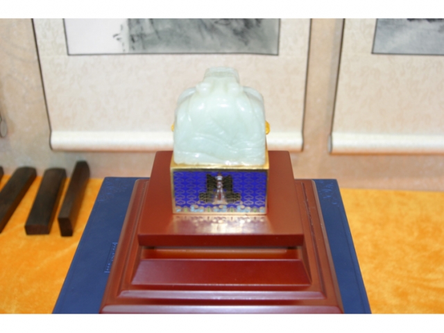 民间收藏-航天青白玉玉玺